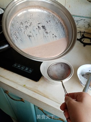 绿茶奶茶的做法步骤：6