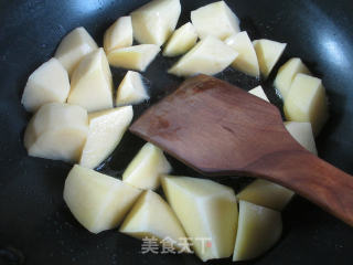 海带结烧土豆的做法步骤：2