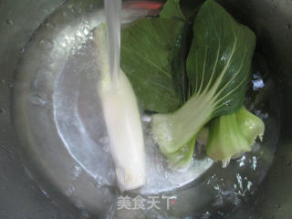 青菜茭白米面的做法步骤：2