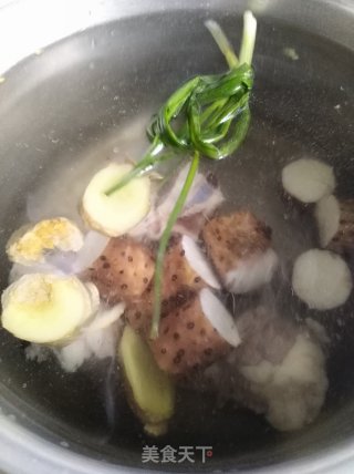 牛骨山药冬瓜汤的做法步骤：8