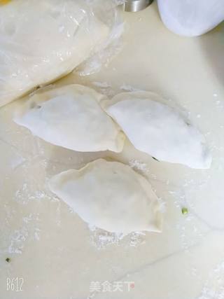 韭菜盒子的做法步骤：12