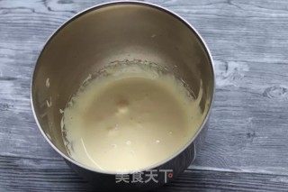 蛋黄溶豆的做法步骤：2