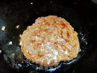 牛肉馅饼三明治的做法步骤：6