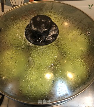 猪肉酸菜包子的做法步骤：16