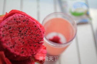 长帝便携果汁机-火龙果奶昔的做法步骤：2