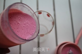 长帝便携果汁机-火龙果奶昔的做法步骤：6