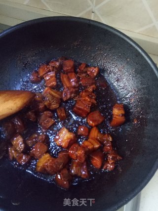 家常红烧肉的做法步骤：4