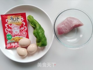 榨菜肉丝炒蛋的做法步骤：1
