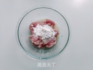 榨菜肉丝炒蛋的做法步骤：2