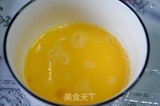 牛肉肠鸡蛋卷的做法步骤：3