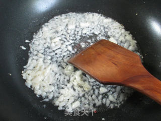 蒜蓉鹌鹑蛋的做法步骤：2