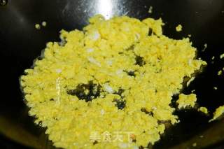 茴香鹅蛋馅水饺的做法步骤：3