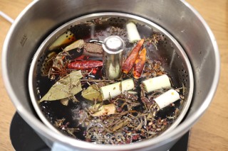 五香茶叶蛋豆腐干的做法步骤：7