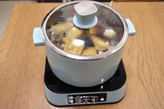 五香茶叶蛋豆腐干的做法步骤：9