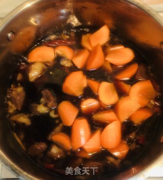 红烧牛肉胡萝卜的做法步骤：11