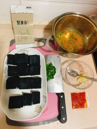 湖南长沙臭豆腐的做法步骤：1