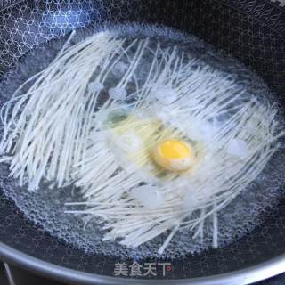 榨菜鸡蛋面的做法步骤：3