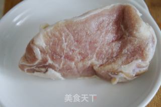 鱼香肉丝的做法步骤：1