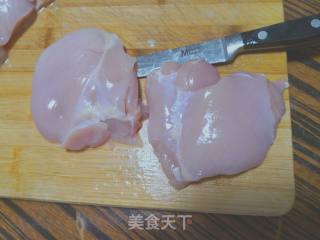 米饭三明治（鸡腿版）的做法步骤：1