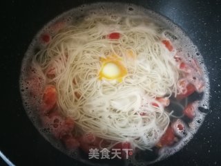 榨菜鸡蛋清汤面的做法步骤：8