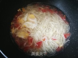 榨菜鸡蛋清汤面的做法步骤：9