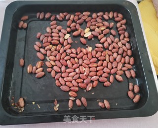 蔓越莓花生牛轧糖的做法步骤：1