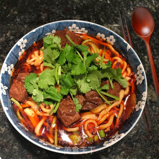 红烧牛肉面的做法步骤：5