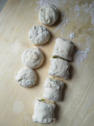 家常葱花饼的做法步骤：4