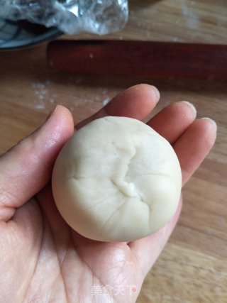 蛋黄酥的做法步骤：14