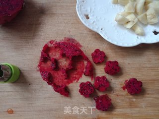 牛奶水果果冻的做法步骤：1