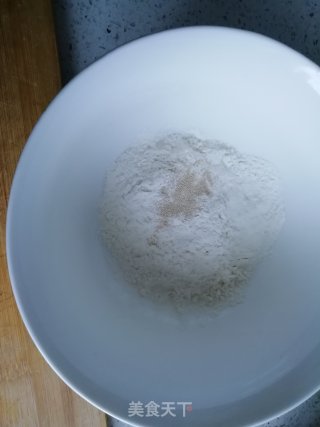 炸葱球饼的做法步骤：3
