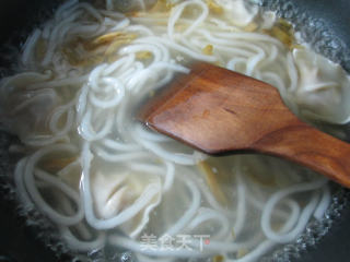 榨菜丝饺子土豆粉条的做法步骤：4