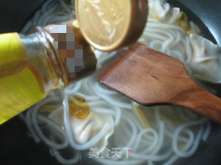 榨菜丝饺子土豆粉条的做法步骤：7