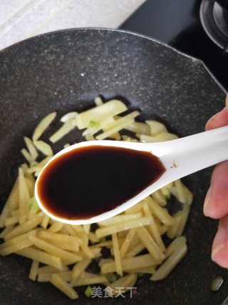 小白菜土豆粉丝排骨汤的做法步骤：3