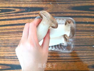 杏鲍菇炒饭的做法步骤：1