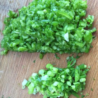 榨菜拌芹菜苗的做法步骤：3