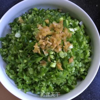 榨菜拌芹菜苗的做法步骤：5