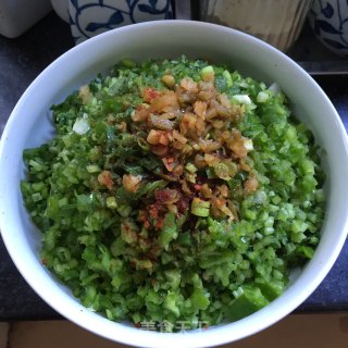 榨菜拌芹菜苗的做法步骤：6