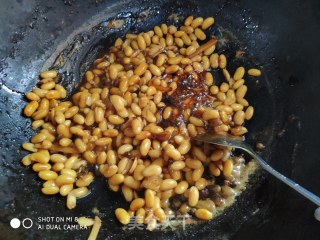 黄豆炒榨菜的做法步骤：4