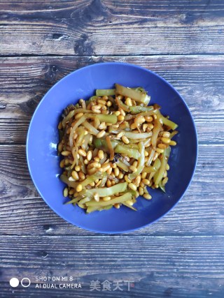 黄豆炒榨菜的做法步骤：7