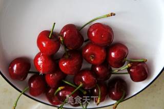 樱桃酸奶思慕雪的做法步骤：1
