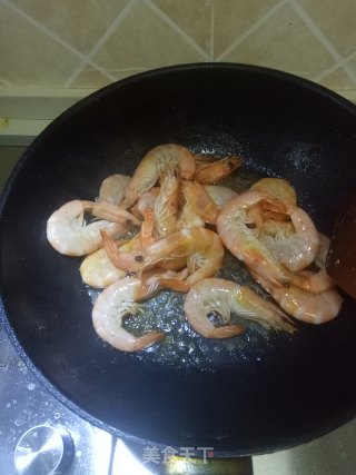 家常油焖大虾的做法步骤：3