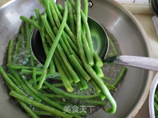 豆角肉饺子的做法步骤：3