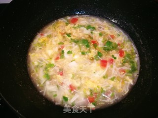 金针菇榨菜蛋花汤的做法步骤：10