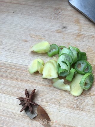 蜜汁排骨的做法步骤：12