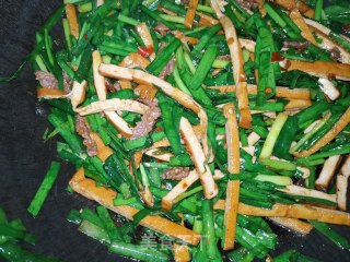 香干韭菜牛肉的做法步骤：7
