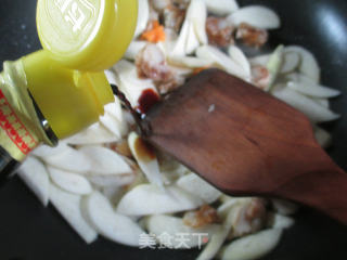 扇贝肉炒茭白的做法步骤：7