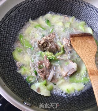 丝瓜排骨汤的做法步骤：21