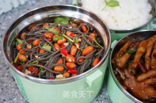 凉拌蕨根粉的做法步骤：18