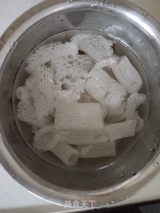 鲜美竹荪鸡汤的做法步骤：12